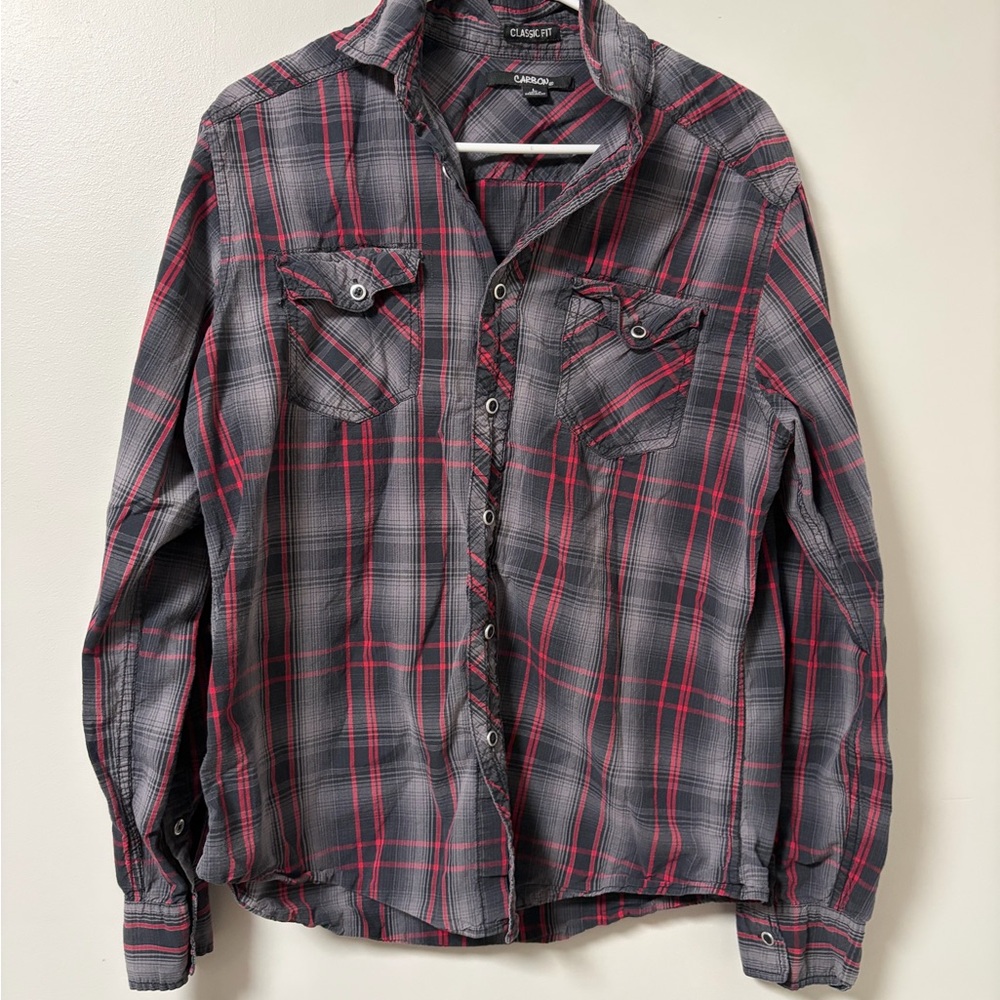 Carbon Men's Black and Red Plaid Shirt‎